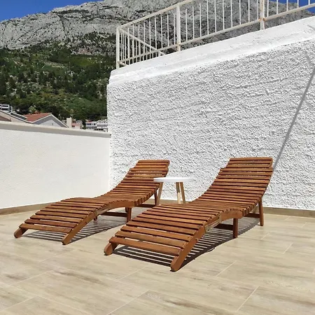 Private Bedroom With Bathroom Pensjonat 2*