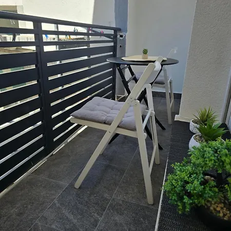 Private Bedroom With Bathroom Baška Voda