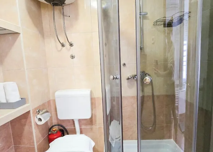 Private Bedroom With Bathroom Pensjonat Baška Voda