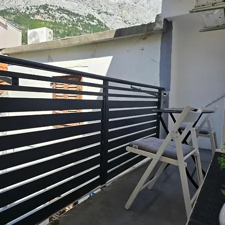 Private Bedroom With Bathroom Gasthof Baška Voda